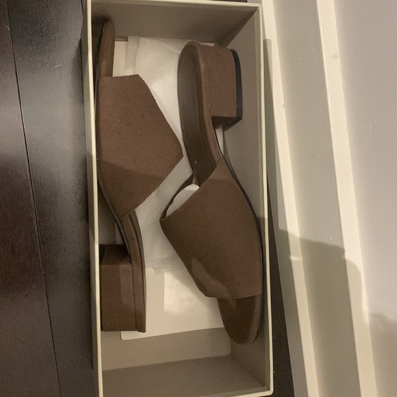Oak + Fort Heeled mules in Linen size 7 - Picture 8 of 8